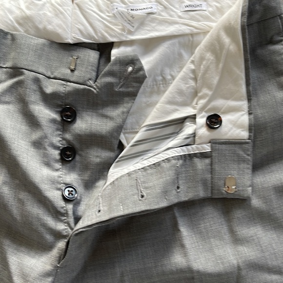 Men’s light grey suit - Picture 4 of 8